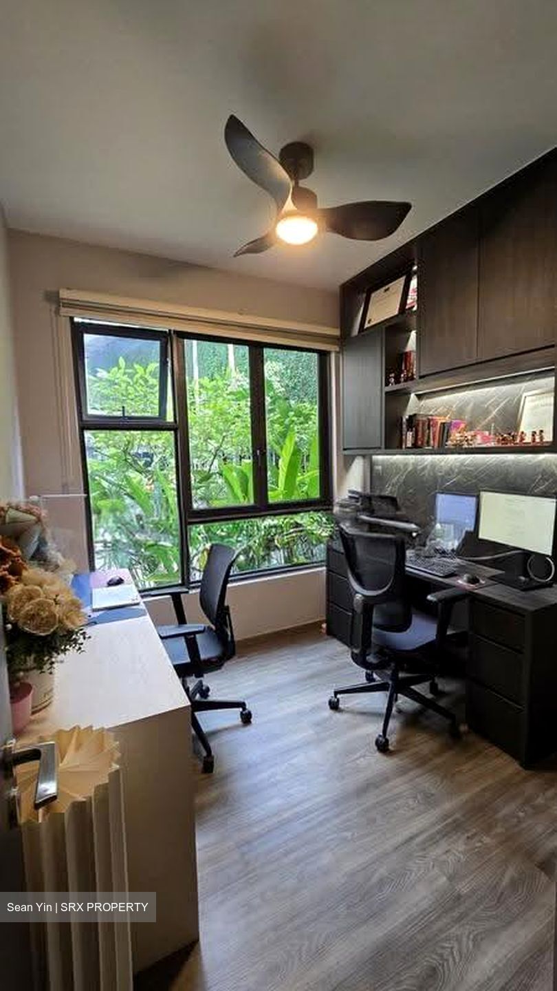 The Brownstone (D27), Condominium #635045671